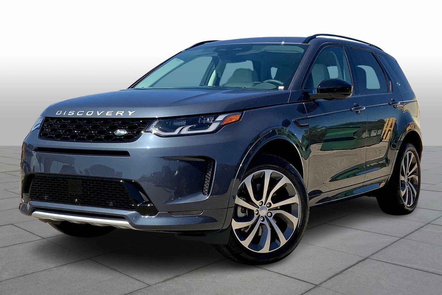 New 2025 Land Rover Discovery Sport S 5 dr SUV SWB in Santa
